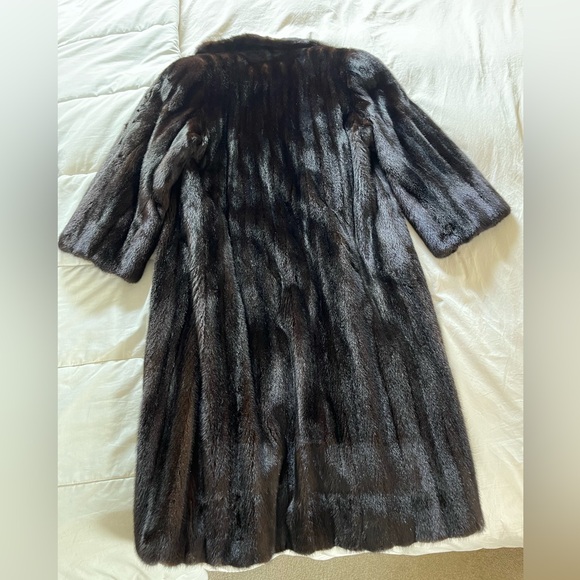 Women’s Vintage long mink coat - Picture 2 of 14